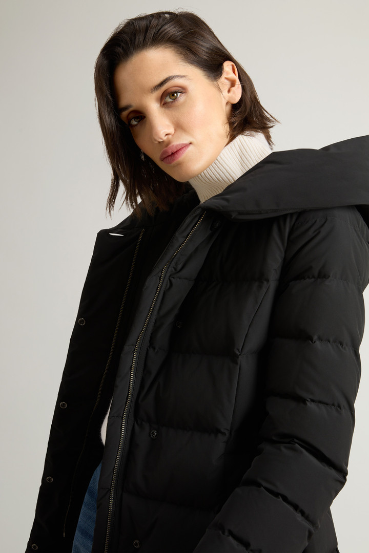 Woolrich-puffy-prescott-parka-0254-crna-4